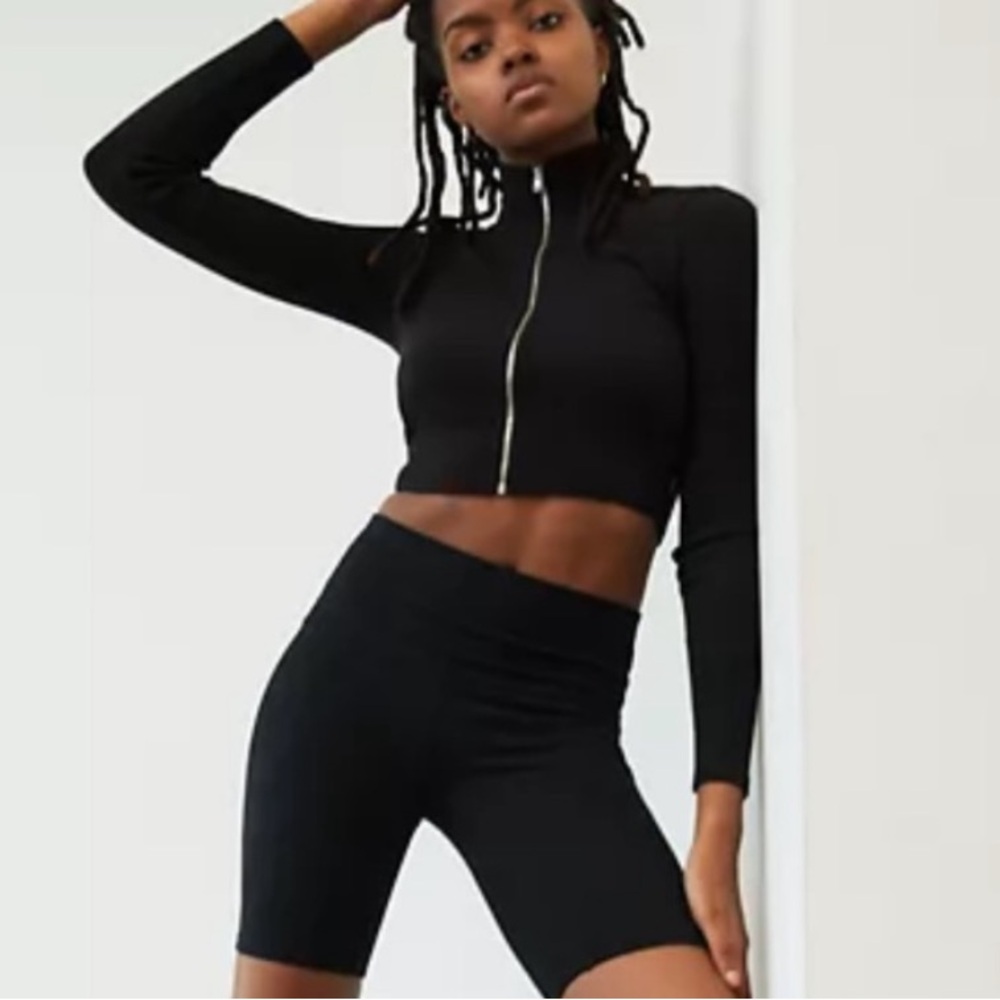 TNA Aritzia Copley Long Sleeve size xs
